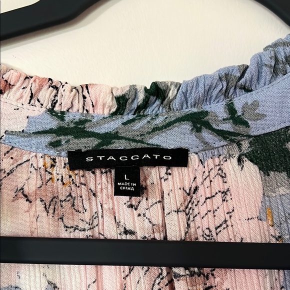 Staccato Sleeveless Floral Blouse - Blue and Pink - Picture 3 of 5